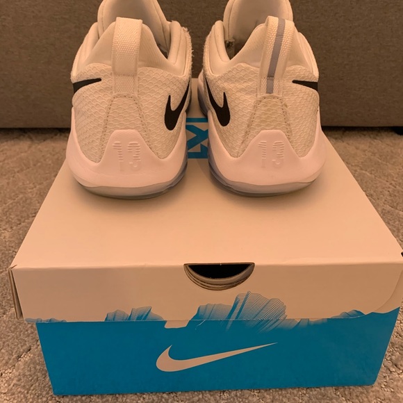 Nike PG1 basketball shoes - Picture 3 of 6